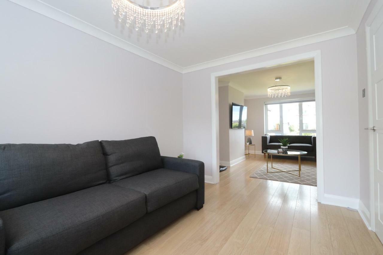 Dunfermline - Luxury 3 Bedroom 2 Bathroom Detached House With Garden 외부 사진